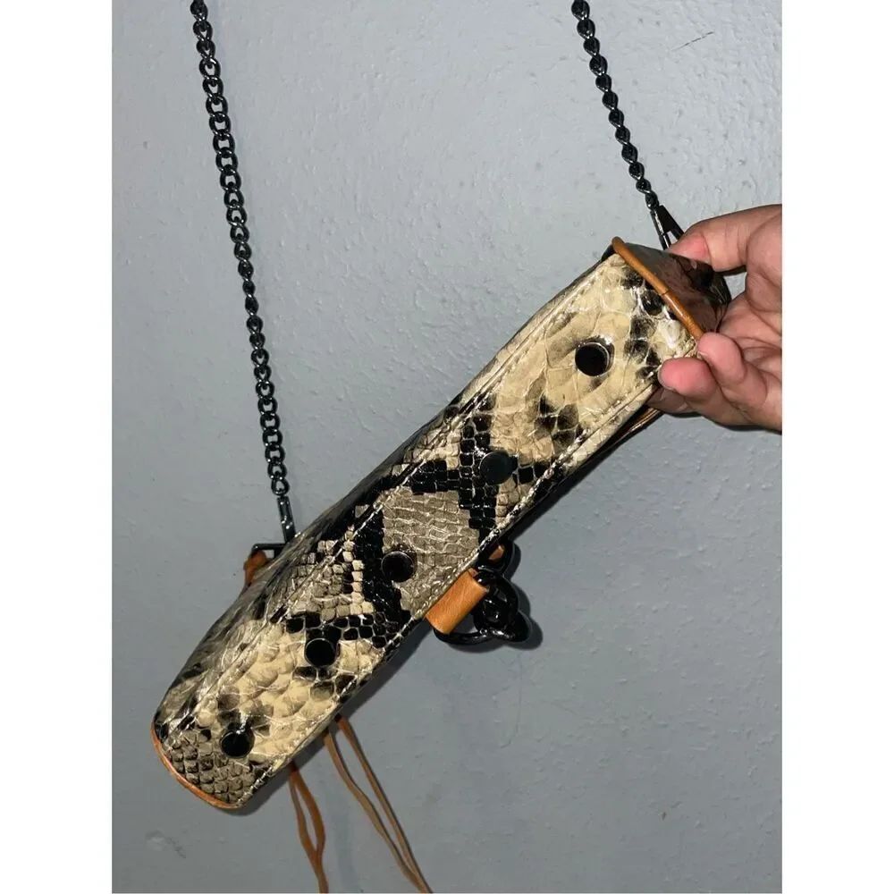Rebecca Minkoff Snake Skin Crossbody bag with Dust Bag EUC - Picture 8 of 16